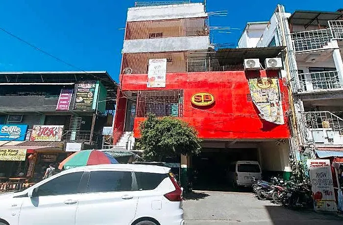 Hotel Reddoorz @ Western Bicutan Transients *