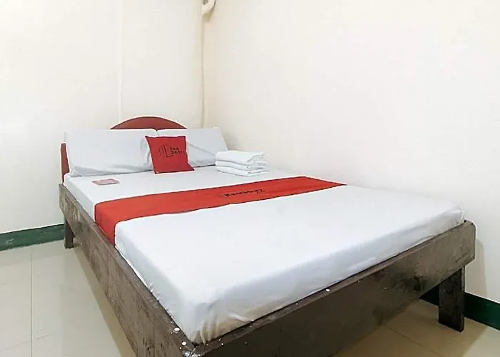 Reddoorz @ Western Bicutan Transients Hotel *